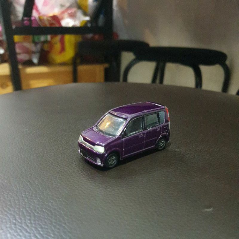 Tomica Daihatsu Move Custom #20 (Loose)
