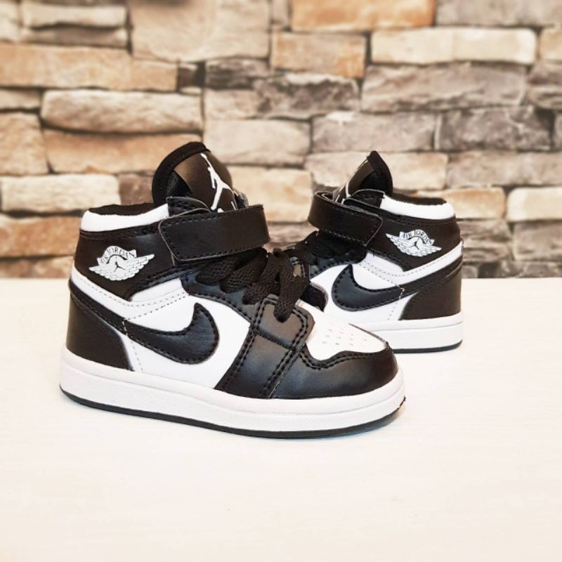 Nike air jordan black white 1 sepatu sneaker anak anak murah import quality