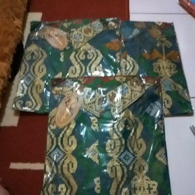 Batik Couple Keluarga Rnb Pramesti Lilit,bahan Katun Prada Mix Embos