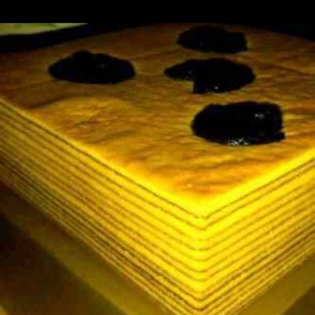 

Kue Lapis Legit
