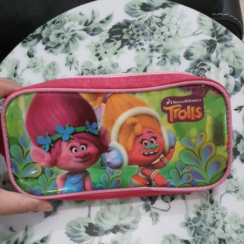 

Tempat pensil, tempat alat tulis, kotak pensil trolls, pouch make up, tempat kosmetik