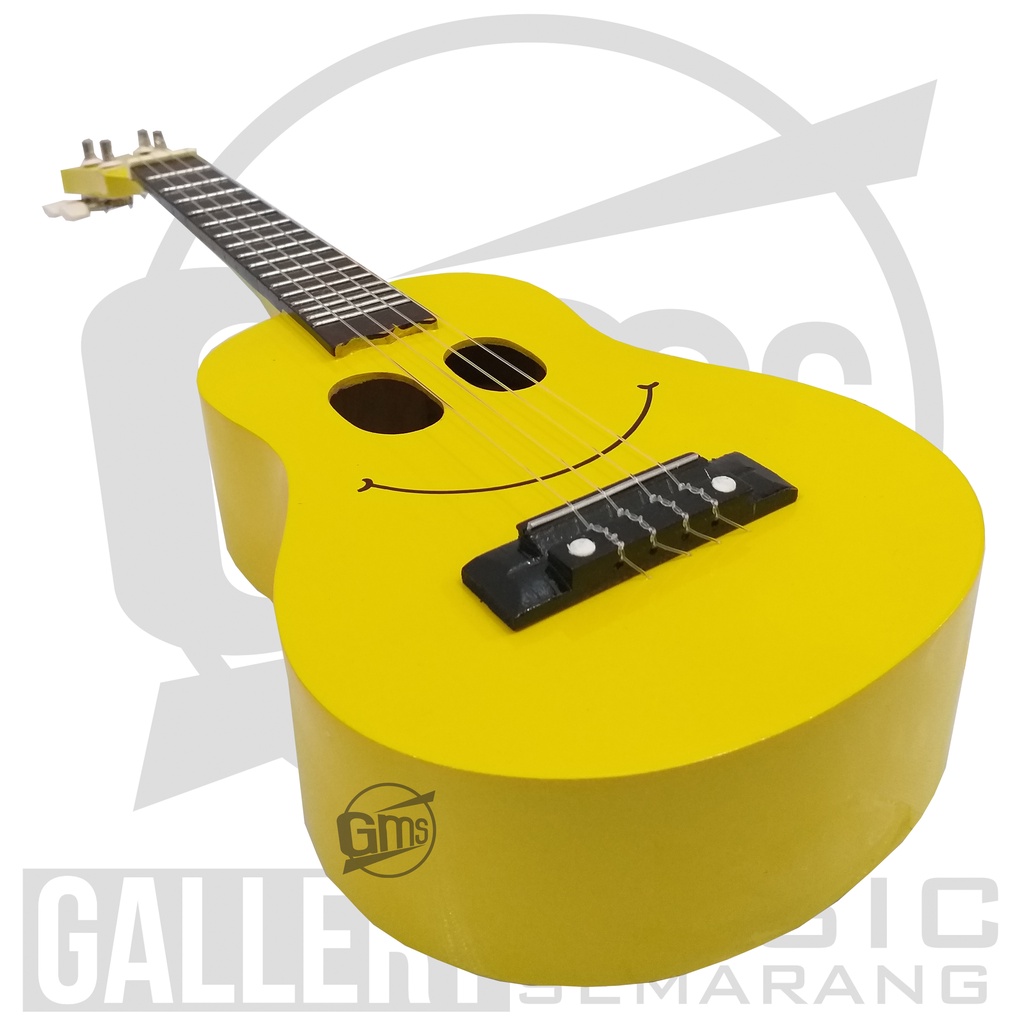 Gitar Ukulele Smile Senar 4