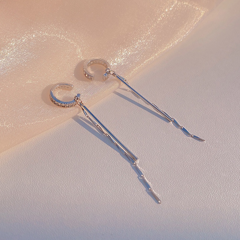 1 Pc Anting Rumbai Panjang Aksen Berlian Imitasi Untuk Wanita