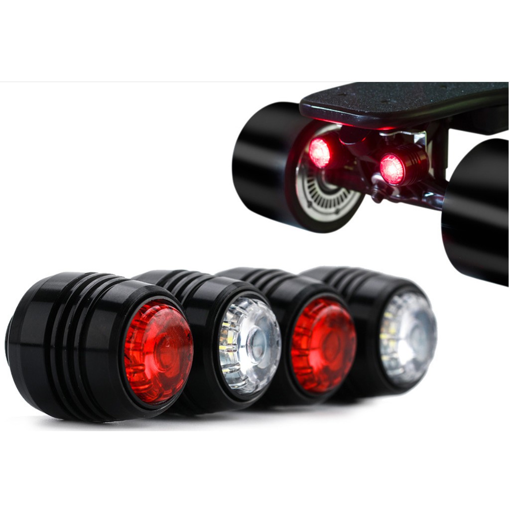 Ht Profesional Skateboard Lampu LED Peringatan Longboard Bersepeda Malam Anti Air Ada 4roda