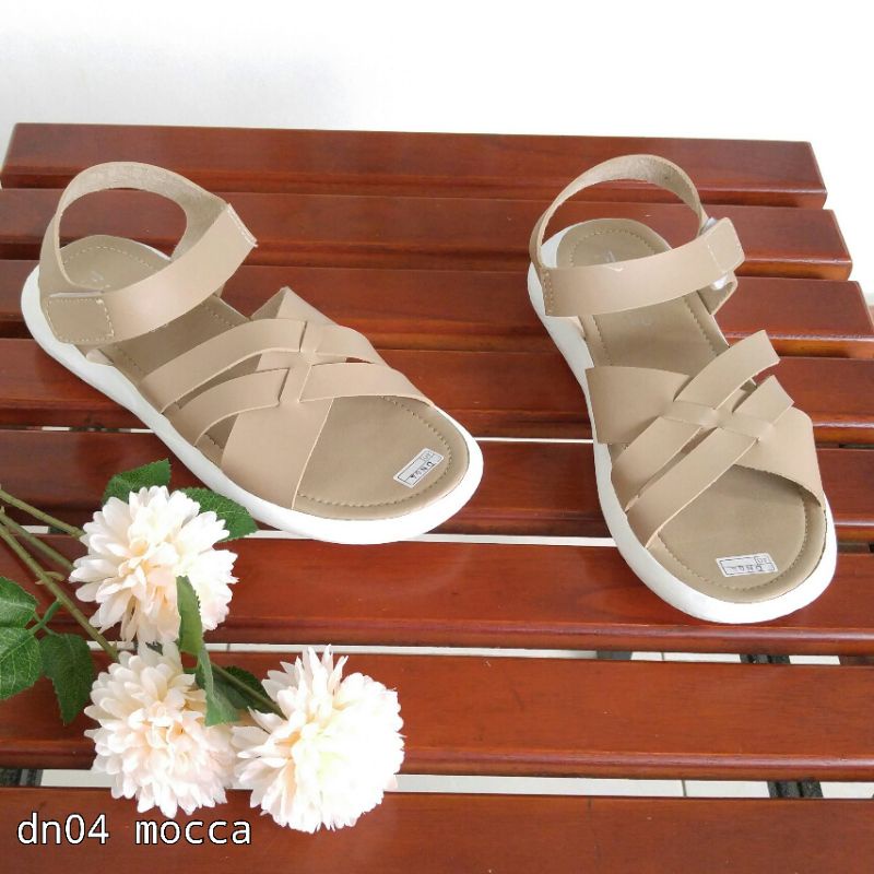 BIG SALE CUCI GUDANG BorneoXavyera Sendal Tali Sandal Platform Yun Seo by xavyera AZ407 dan DN04