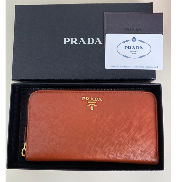 Dompet prada authentic preloved