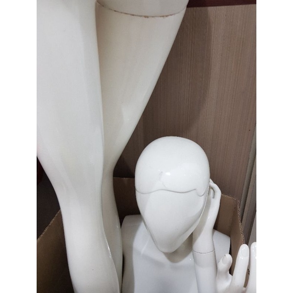 DIJUAL CEPAT DAN SUPER MURAH  MANEKIN / MANNEQUIN / PATUNG DISPLAY BAJU WANITA SECOND full body / fu