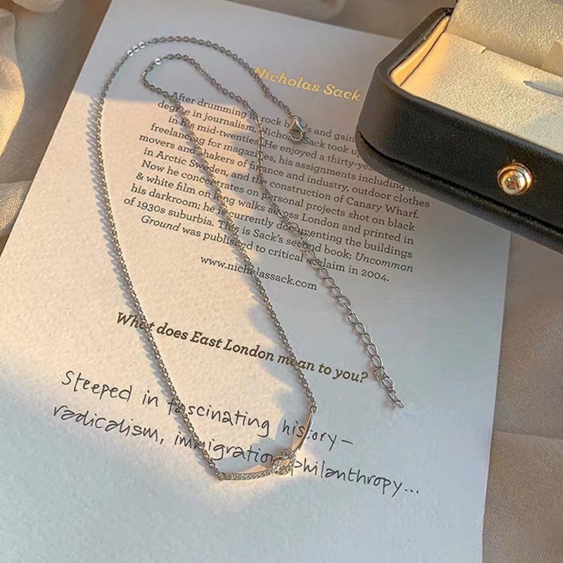 Roselife Kalung Rantai Gaya Korea Dengan Liontin Bentuk Smiley Hias Kubik Zirkonia Untuk Wanita