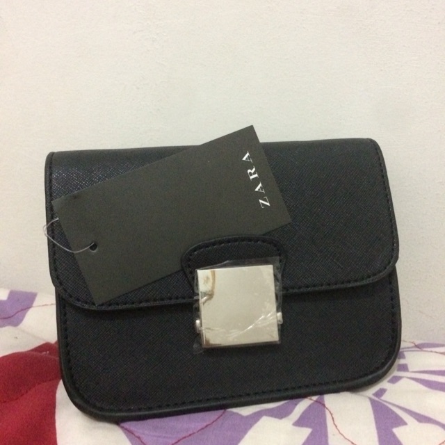 Tas zara hitam