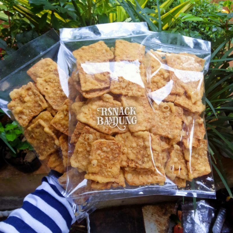 

Keripik tempe mini bandung aneka rasa enak dan renyah 250gr