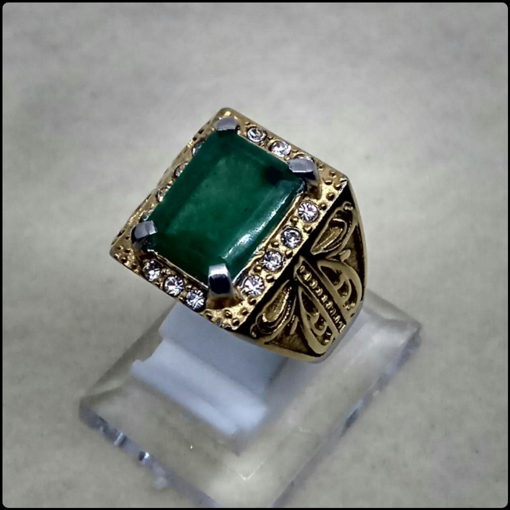 CINCIN BATU AKIK PERMATA ZAMRUD ZAMBIA CUTTING OCTAGON KWALITAS SUPER HIJAU BERSERAT