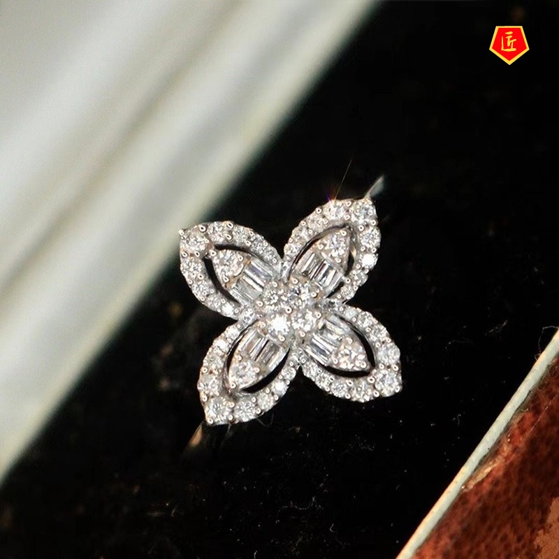 [Ready Stock]Female Niche Diamond Clover Ear Stud Necklace Ring Set