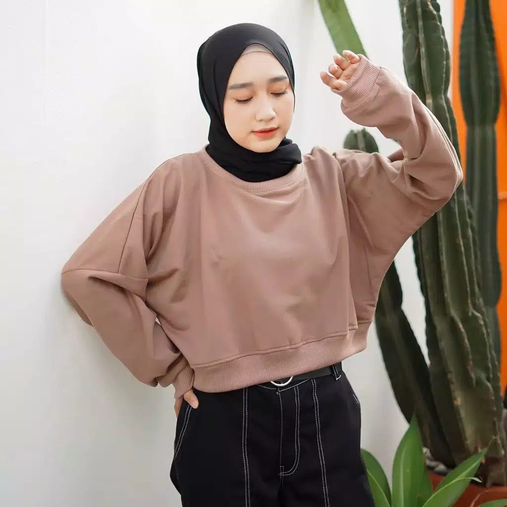 Sweater Basic Croop ll Basic Croop Wanita