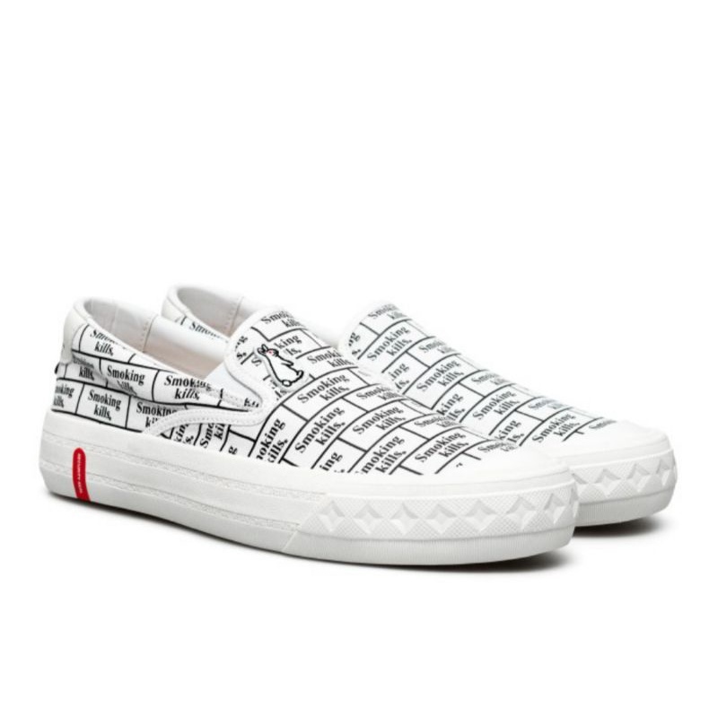 Sepatu Compass Retrograde Slip-On “Smoking Kills®”Size 41