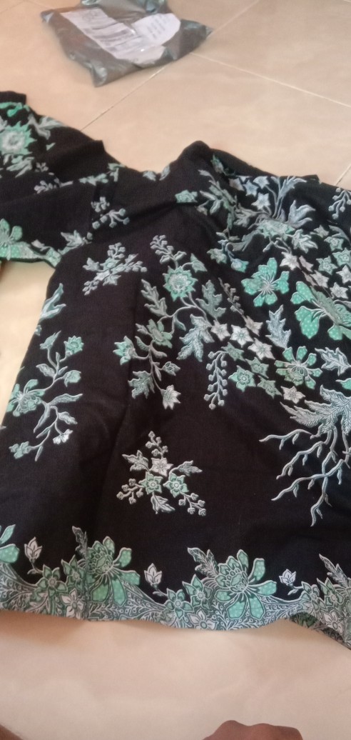 Maura Couple - Sania Ruffle Batik Couple Ori Ndoro Jowi Garansi Termurah Shopee - Batik Modern Atiya