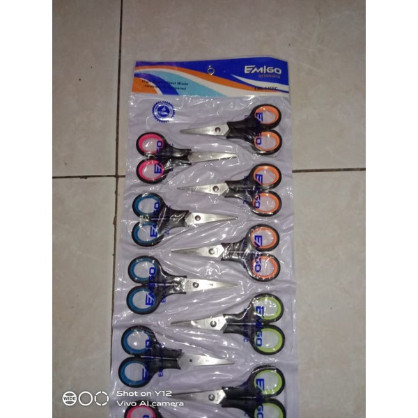 

gunting kecil hw 4