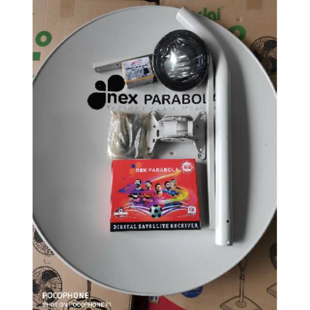PARABOLA PLAT(ODU) JUMBO 75CM/80CM NEX PARABOLA ,LENGKAP RECEIVER,KABEL DAN LNB KU BAND