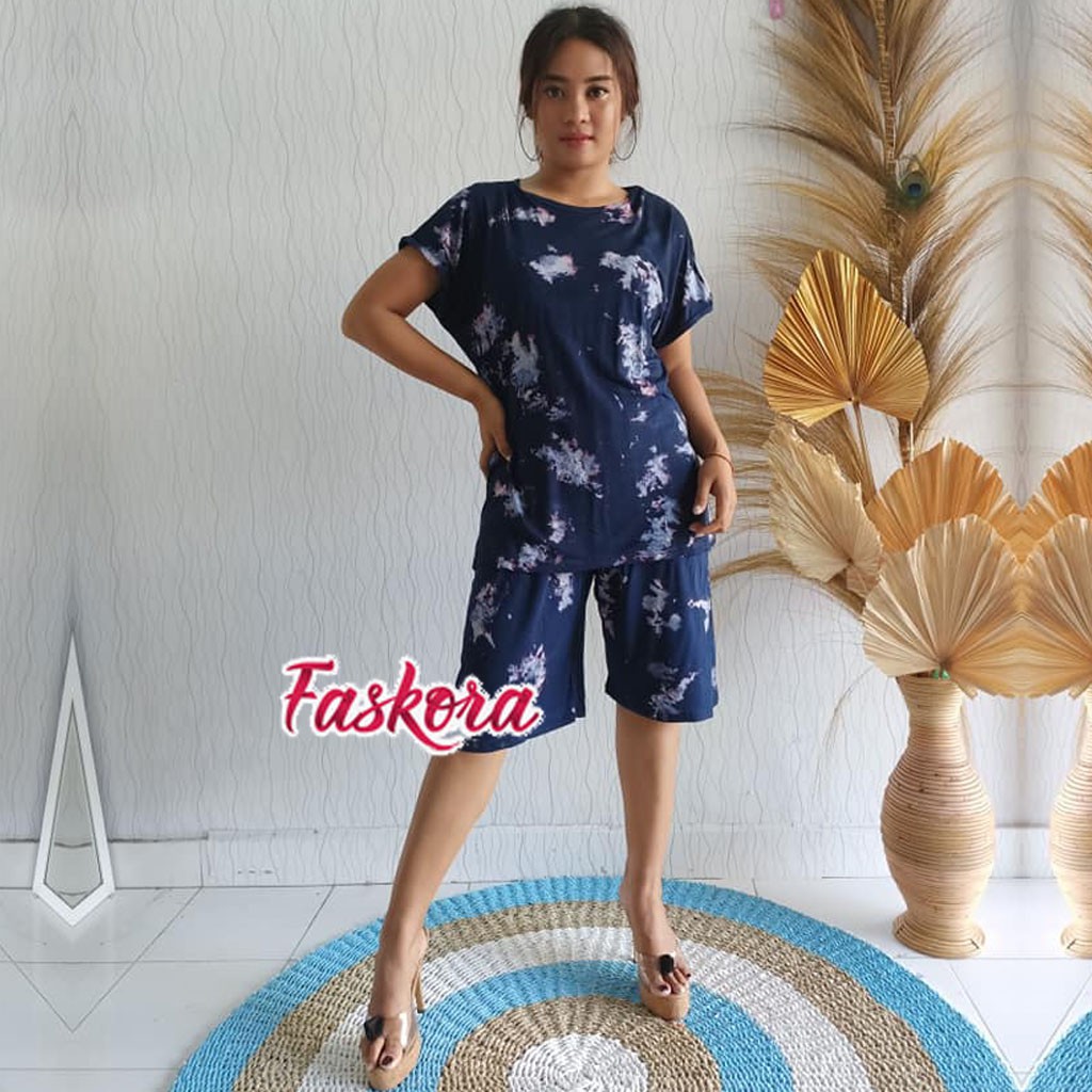 Kaos Tie dye Wanita Lengan Pendek Jumbo Gradasi / Setelan Celana Pendek Jumbo / Tie dye Pendek Jumbo