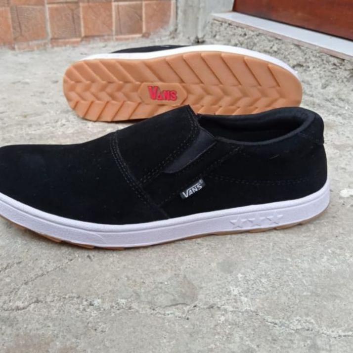 Sangat Nyaman.. Sepatu Slip On Laki Laki Dewasa Hitam Polos Casual Pria Tanpa Tali Terbaru Buat Kerj