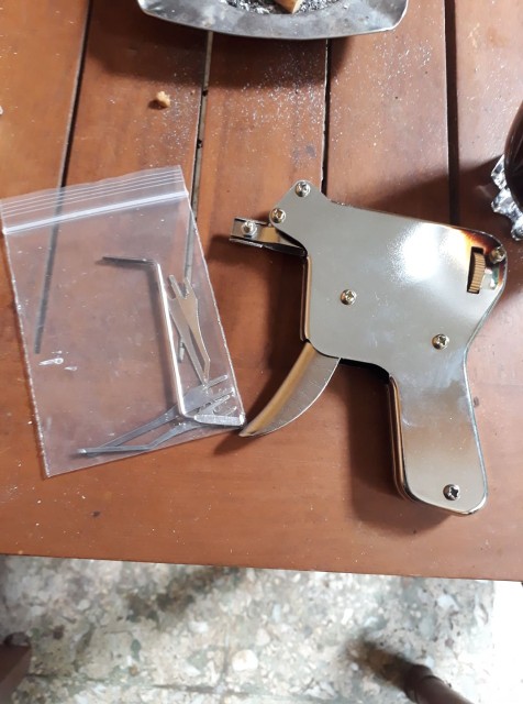 Alat Pembuka Pembobol Gembok Pintu Lockpick Gun Locksmith Tool Liushi