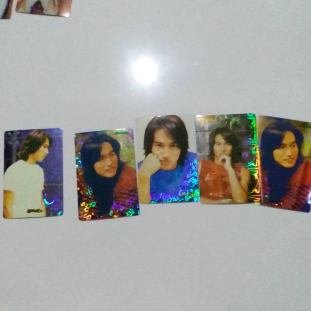 Foto artis meteor garden f4 STIKER