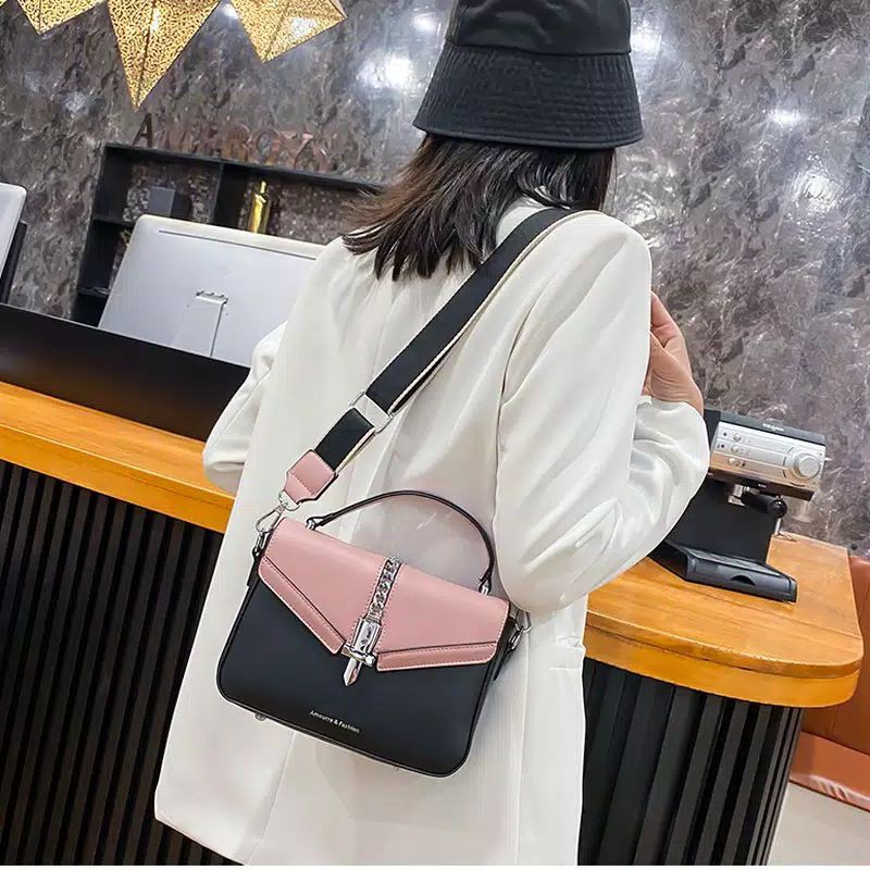 TAS SELEMPANG AMOURE TAS WANITA 7458