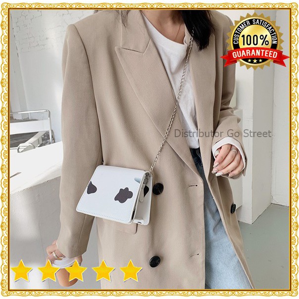 SLING BAG WANITA / TAS SELEMPANG WANITA MOTIF SAPI / TAS HITAM PUTIH
