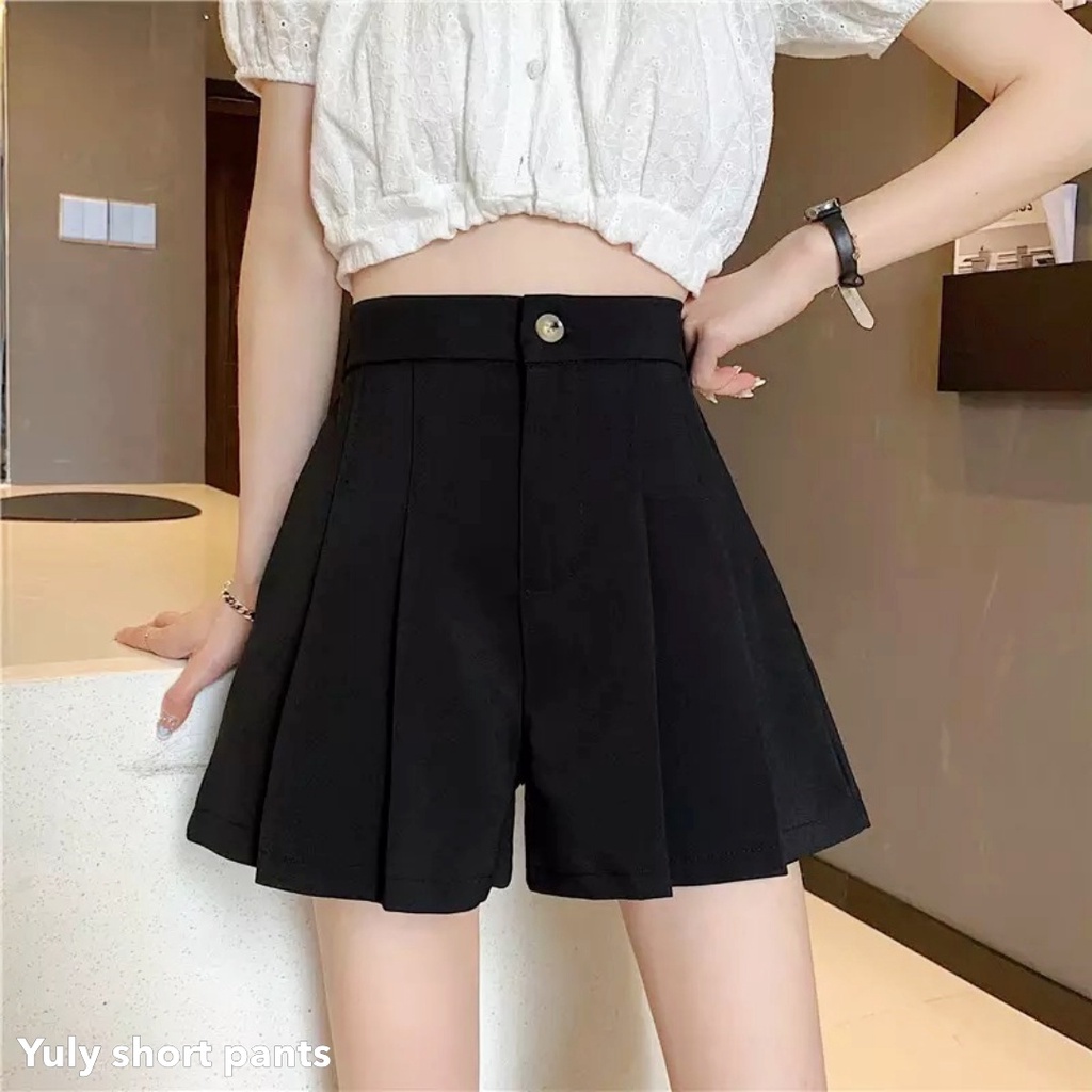 Yuly short pants - Thejanclothes