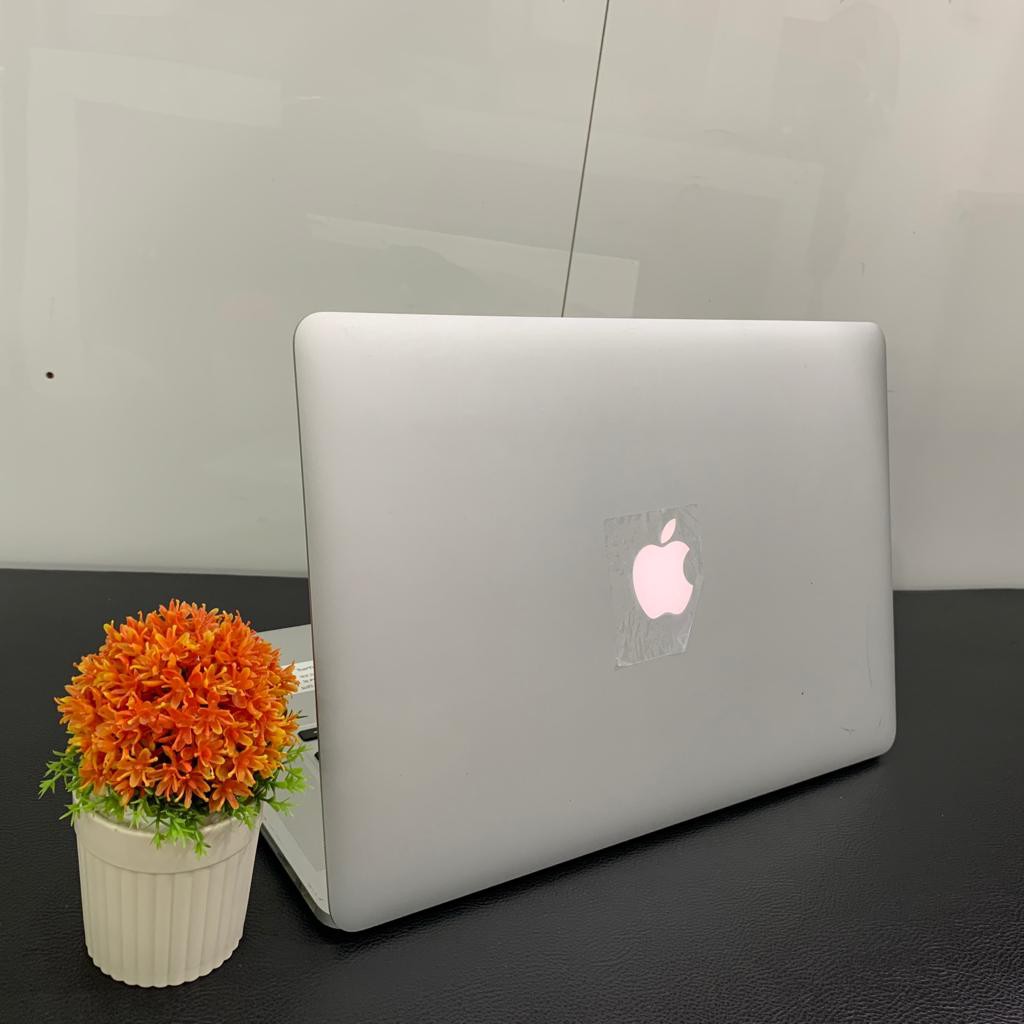 PROMO MacBook Pro Retina 15-inch MID 2014 CI7 2.5GHZ RAM 16 GB SSD 512 GB