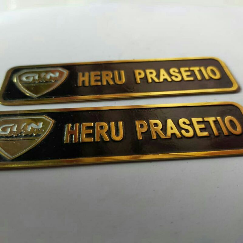 

Name tag / dada kuningan gravir custum magnet