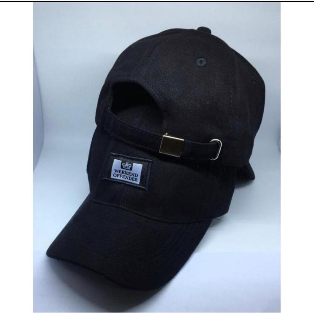 Topi  WEEKEND OFFENDER Distro terbaru real picture bisa bayar di tempat pengiriman cepat (COD)