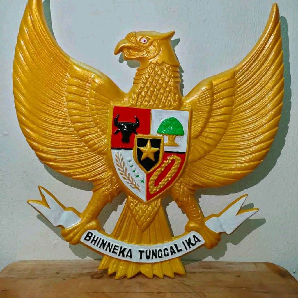 Lambang Garuda Jati Ukiran Jepara 100 cm x 100 cm