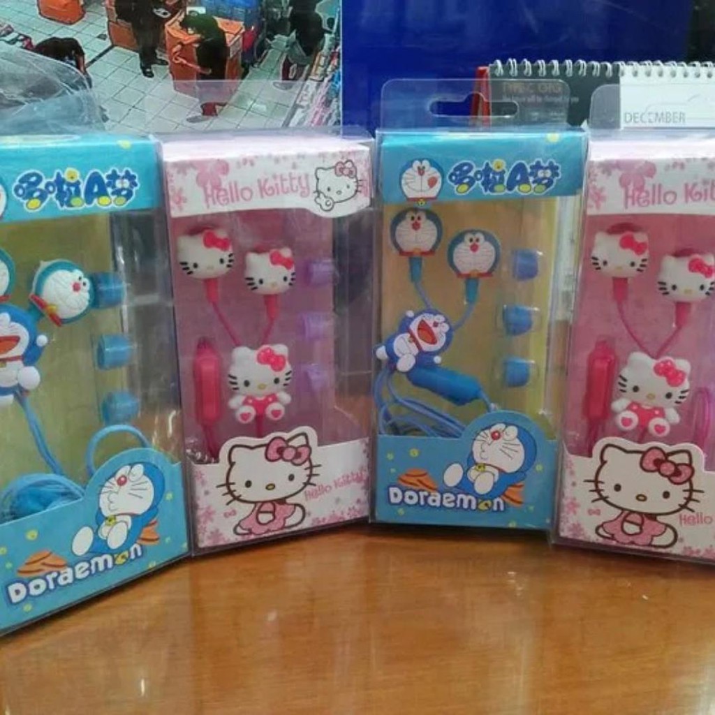 JG - HEADSET / HANDSFREE KARAKTER DORAEMON &amp; HELLO KITTY