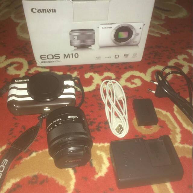 Canon EOS M10