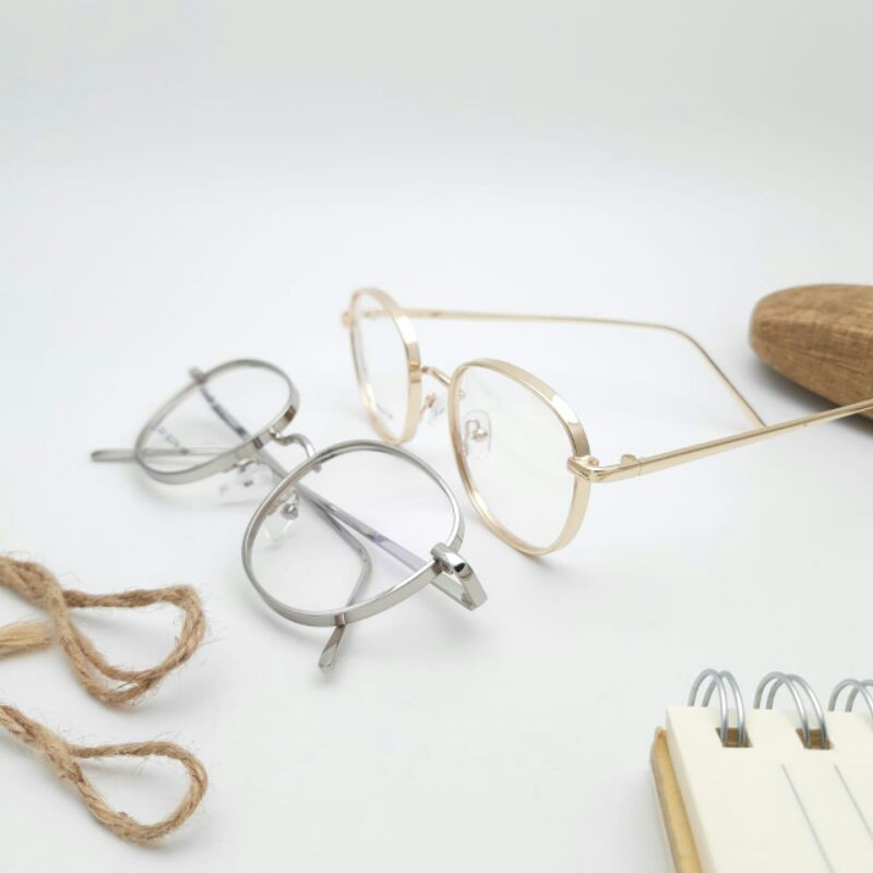 Frame kacamata 8261