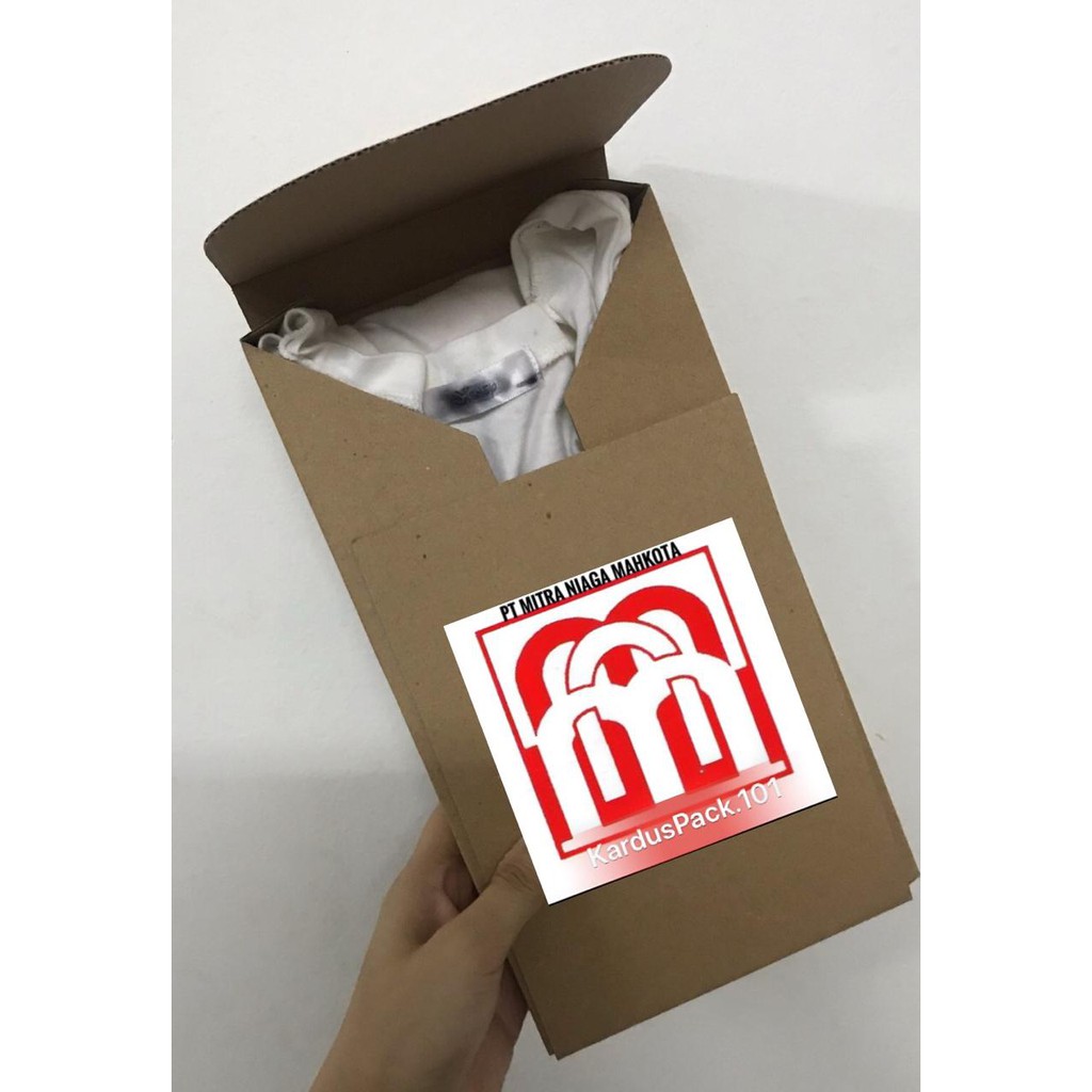 

Packaging Baju Kaos Dewasa Lipat Kardus Karton model envelope Packing