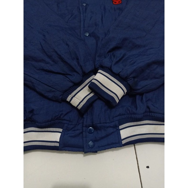 varsity chicago bulls size L