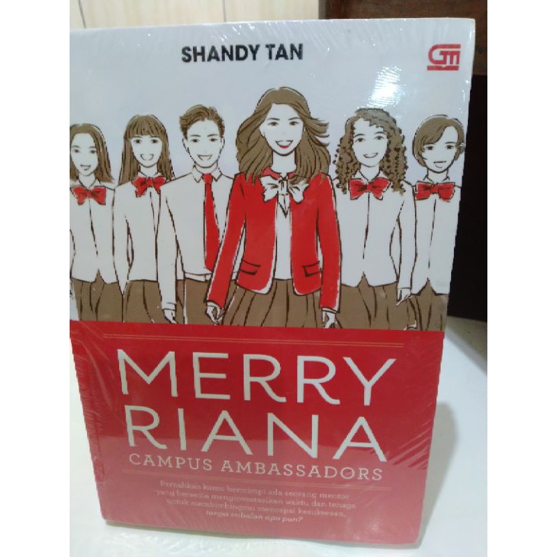 

SALE 60 % ..BUKU MERRY RIANA: CAMPUS AMBASSADORS ( ORI/ BARU/ SEGEL)