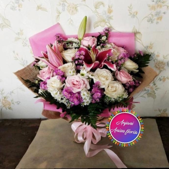 

HANDBOUQET BUNGA MAWAR MIX LILY/KADO VALENTINE /KADO WISUDA DG654EAFVD