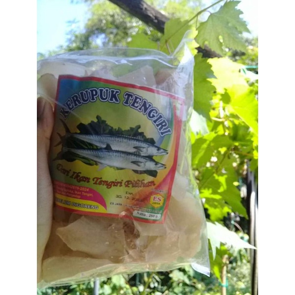 

Kerupuk Tenggiri Juwana 250gr