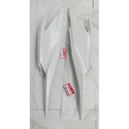 Cover L & R Body Set Pearl White Honda Vario 125 Old 83500 83600-KZR-600PFW Ori Honda Genuine Parts