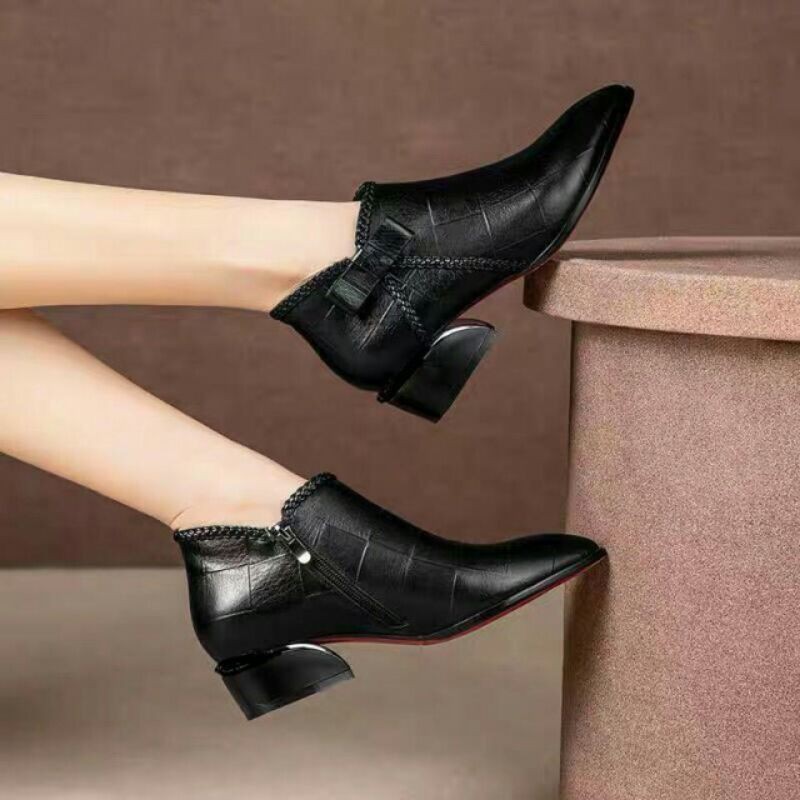 Sepatu Boots Style EropaAmerika (4596)