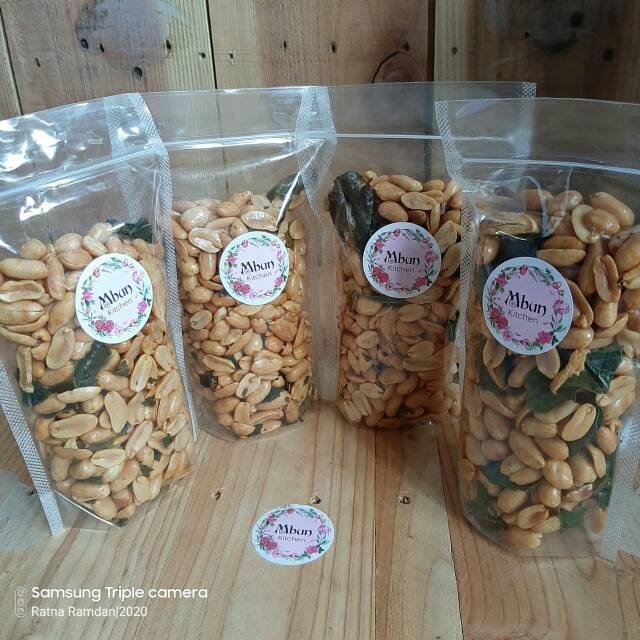 

Kacang goreng bawang renyah dan gurih