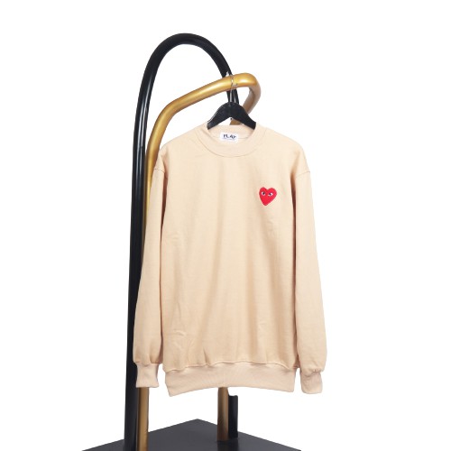 Jaket Sweater Crewneck LOVE PLAY – CREAM Edition Trendy Casual Unisex Good Brand Quality Stylish