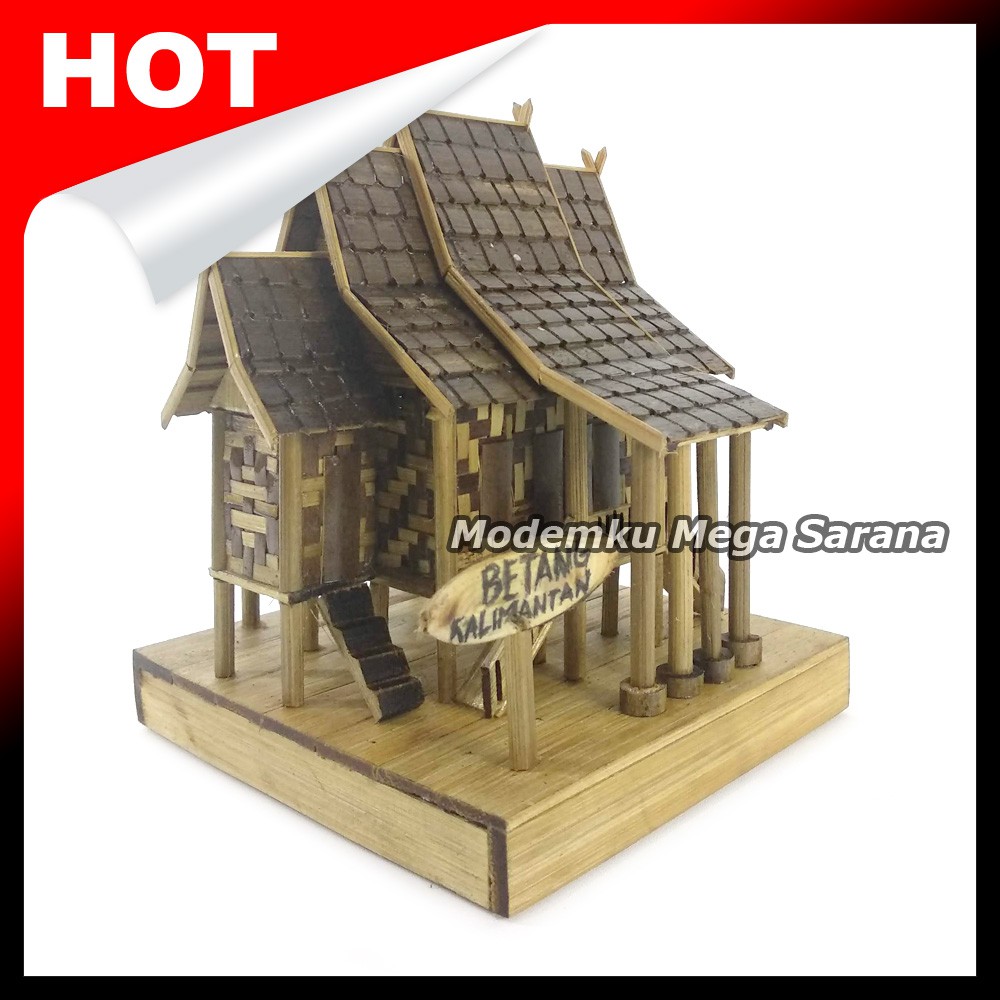 Miniatur Rumah Adat Betang Kalimantan dari bambu - 14x14x17cm