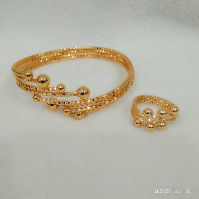 Satu set perhiasan dewasa gelang + cincin