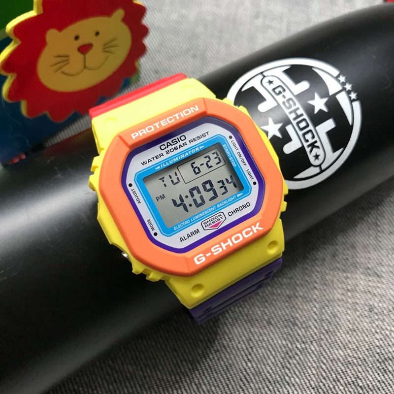 Neon Seri Warna-warni Jam Tangan Olahraga Fashion Pria Tahan Air dan Tahan Guncangan Jam Tangan Kuarsa DW-5610DN-9