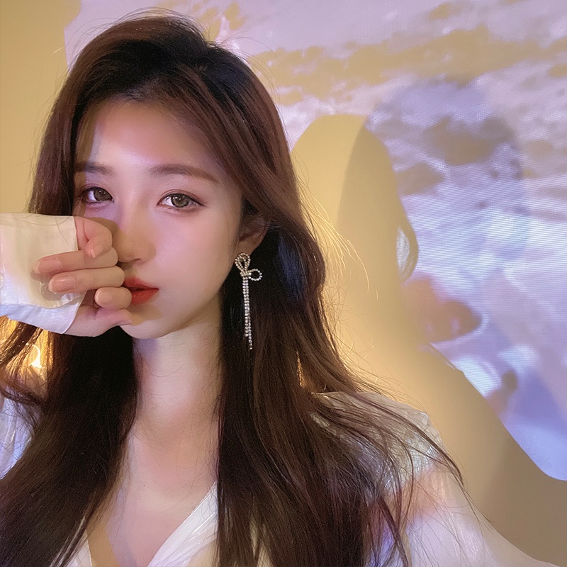 Anting Berpohon Busur Berlian Berkilau Aksesoris Telinga Pesta Korea Wanita