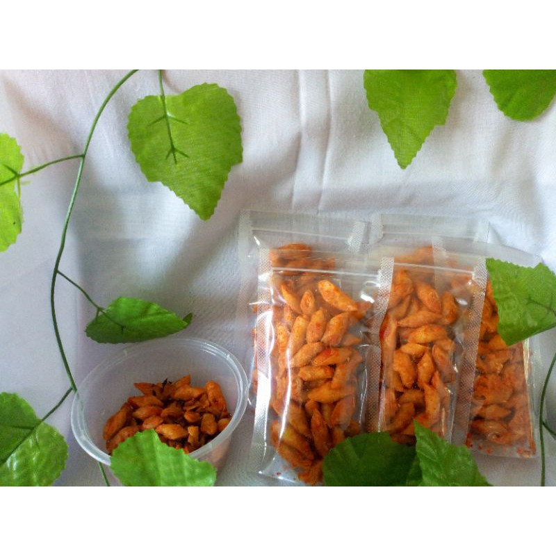 

keripik sumpia balado
