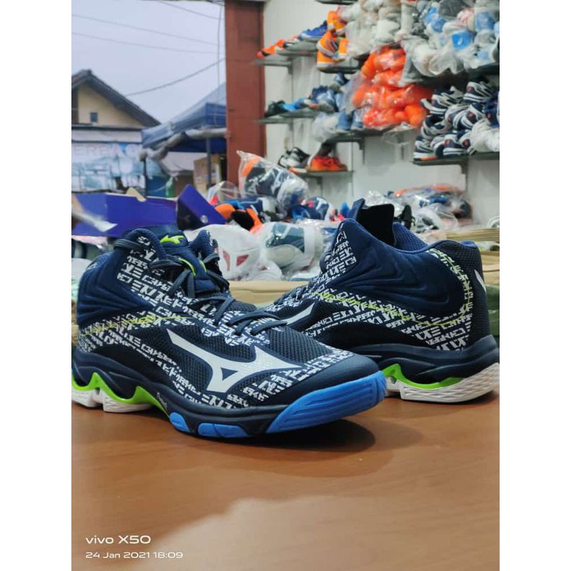 Sepatu volly Mizuno wave lightning z 6 Mid impor black blue